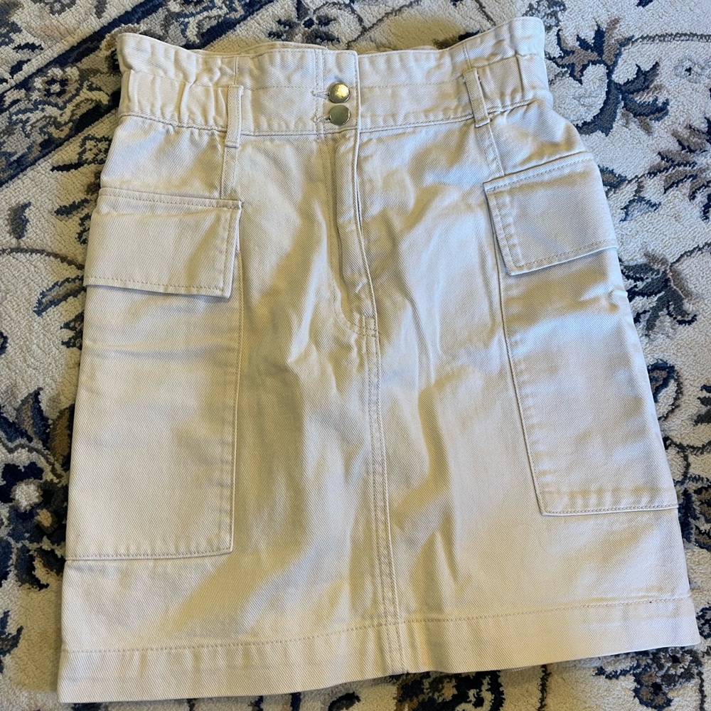 H&M Cream Skirt with Pockets